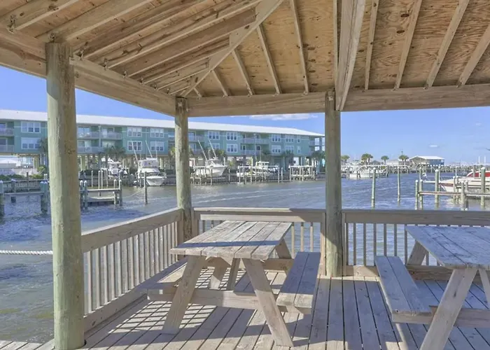 Navy Cove Harbor 1306 Apartment *