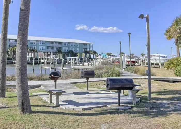 Navy Cove Harbor 1306 Apartment
